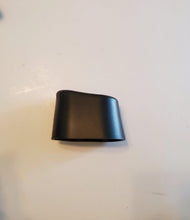 Load image into Gallery viewer, Vision 1500a Console Mast Cover # 0049151-AA USED REF# TMH4132010CM