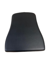 Load image into Gallery viewer, Paramount Fitness Cushion (Like New) REF#TMH2926-4MA
