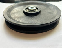 Load image into Gallery viewer, 5 9/16" Pulley (USED) REF#TMH71726-4MA
