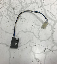 Load image into Gallery viewer, Life Fitness CLSX Classic Speed Sensor - Used - REF# 461821SH
