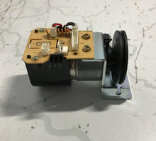 Load image into Gallery viewer, Lifespan R3 Resistance Motor - New - REF# JHT618187SH
