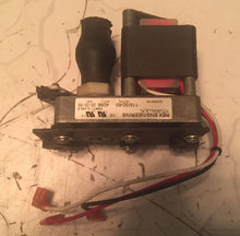 Load image into Gallery viewer, True Fitness 500CI ADJ. MOTOR ASSY - New - Ref#JHT620181LB

