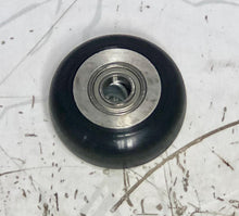 Load image into Gallery viewer, Matrix E3xc Roller Wheel - OEM# 053435-Z - New - REF# WFR1171824SH
