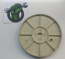 Load image into Gallery viewer, Life Fitness 91X Pulley # OK61-02409-0000 USED SMW926194BD
