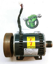 Load image into Gallery viewer, Life Fitness 95TI # AK58-00171-0001 Drive Motor - Used - REF#TMH1016SH
