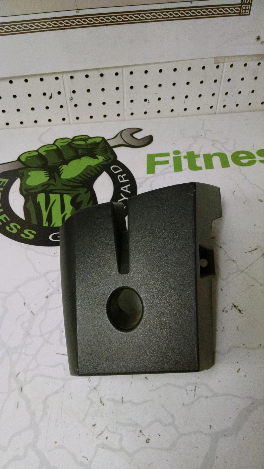 Precor C954-C954 Treadmill (s-n # AQD12N00 _ _) Right End Cap Used ref. # jg4747